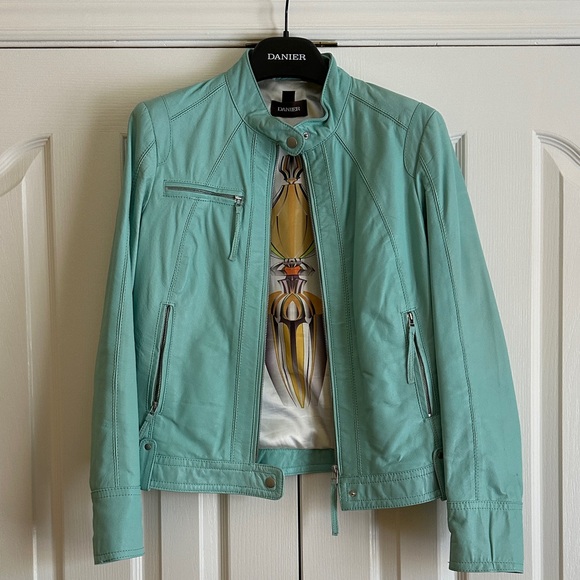 Danier Women's Pastel Green Leather Jacket - Picture 3 of 6